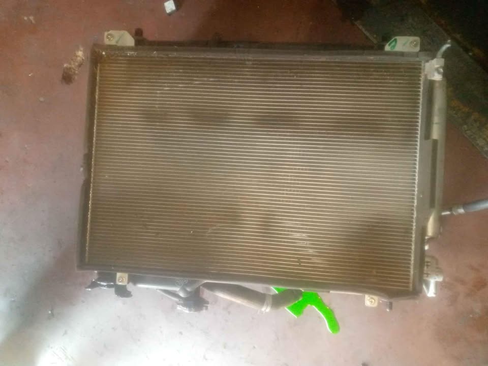 Suzuki swift new shape complete radiator sets - Private Seller Suzuki swift new shape complete radiator sets - Private Seller