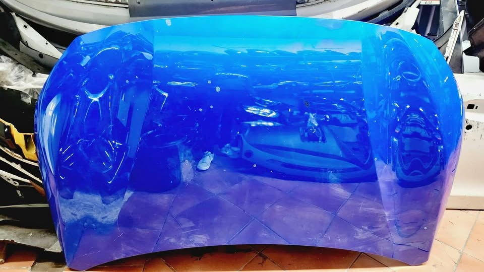 Peugeot 208 bonnet for sale - Private Seller