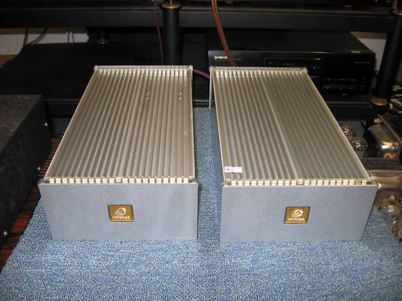 Hyperion BEC-MONO Class A Mono Block Power Amplifiers.