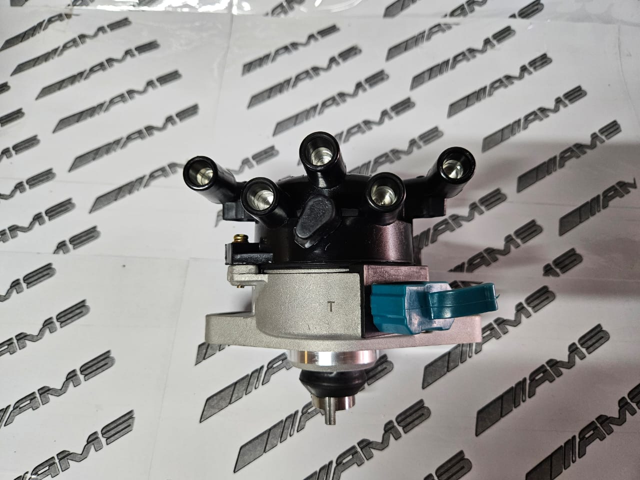 New Colt 2.0-2.4 4G63 Distributor & Fuel Injector - Private Seller