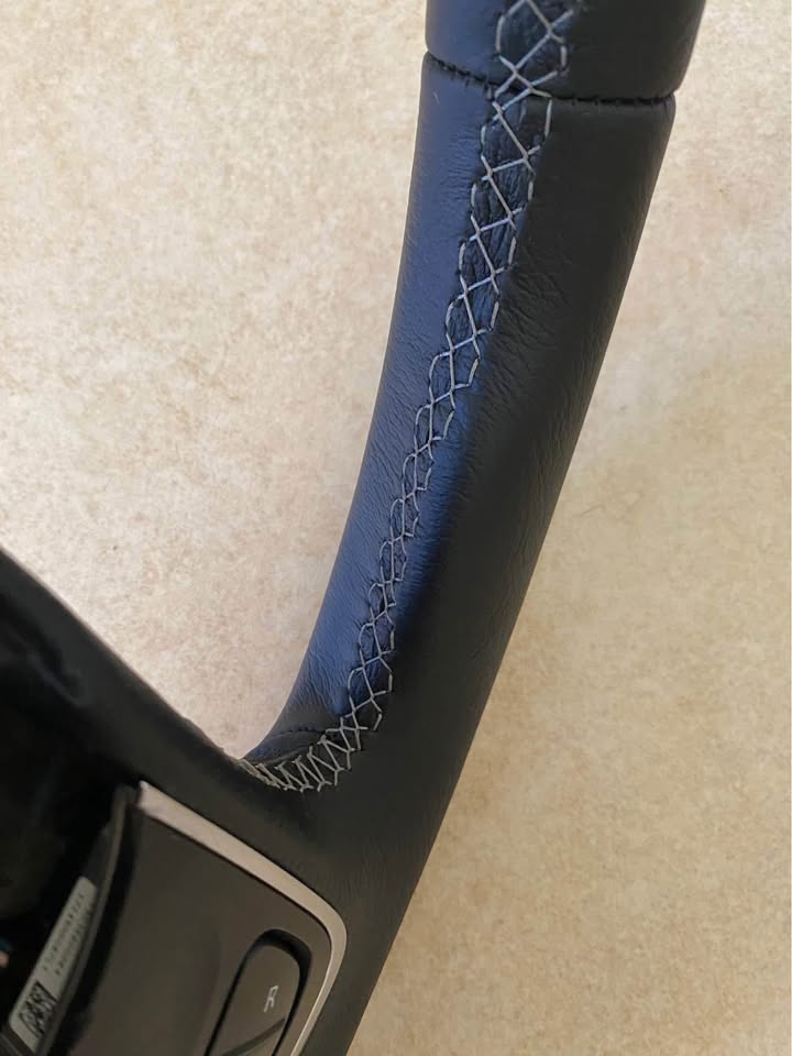 Renault Clio IV steeringwheel - Private Seller