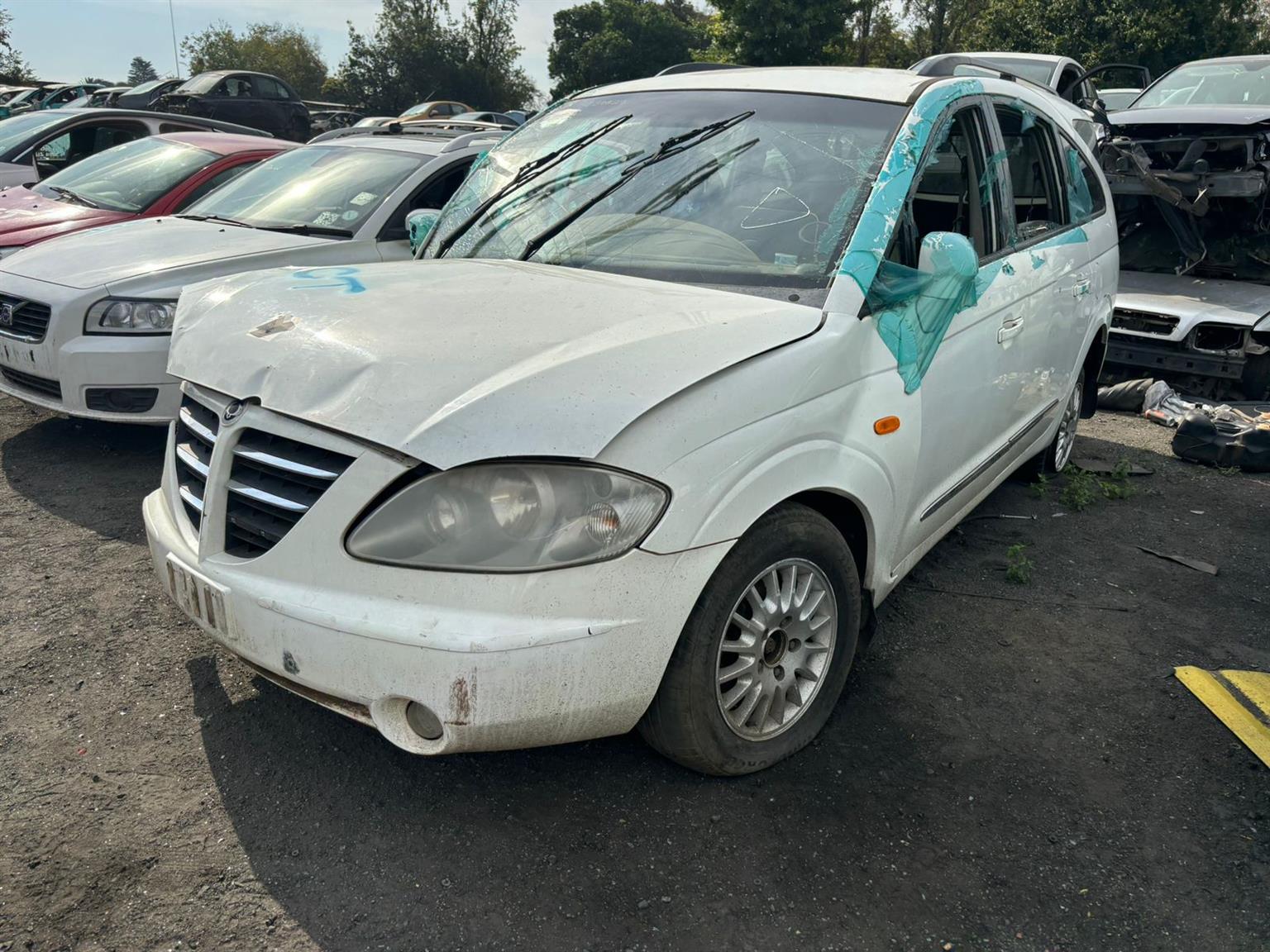 2005 SSANGYONG STAVIC 2.7 XDi FOR STRIPPING - Private Seller