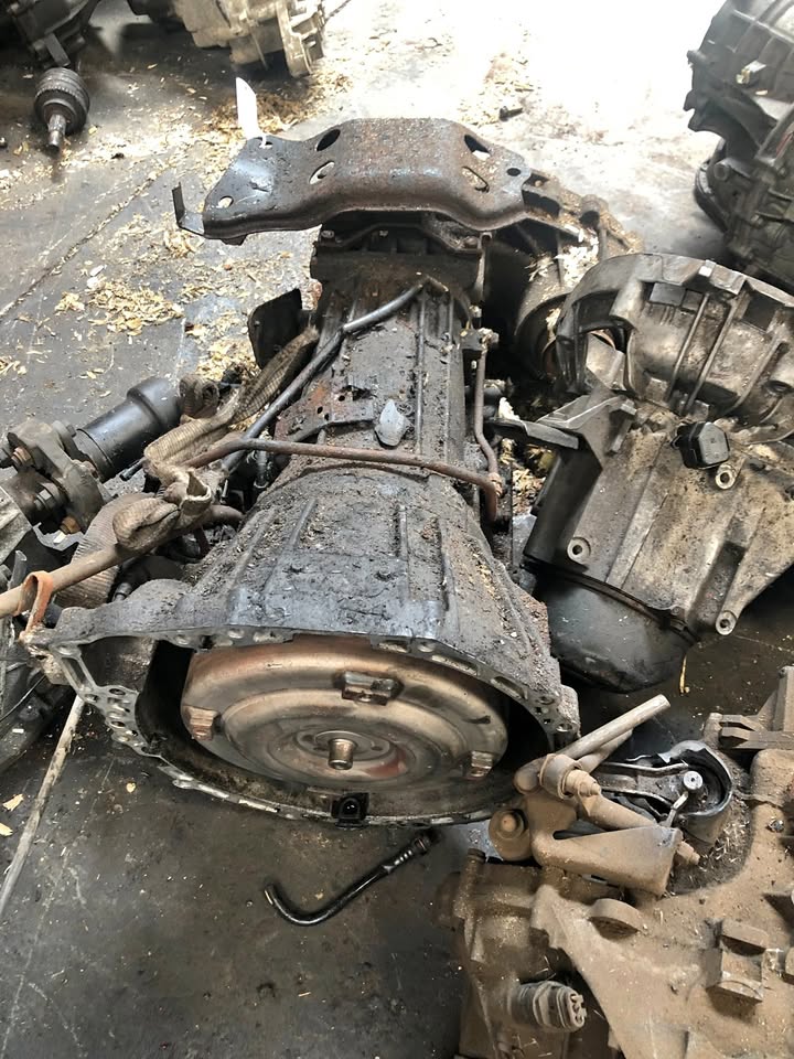 FORD MAZDA WL 4X4 2.5 DIESEL AUTO GEARBOX FOR SALE - Private Seller FORD MAZDA WL 4X4 2.5 DIESEL AUTO GEARBOX FOR SALE - Private Seller