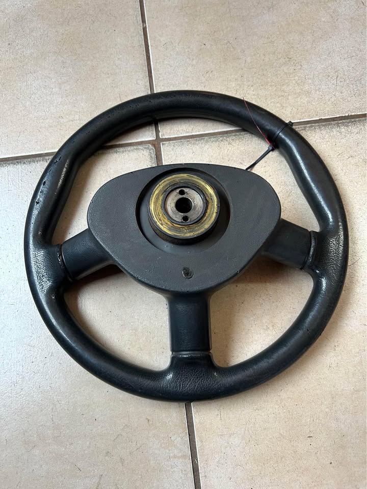 Ford Ranger Steering Wheel For Sale - Private Seller Ford Ranger Steering Wheel For Sale - Private Seller