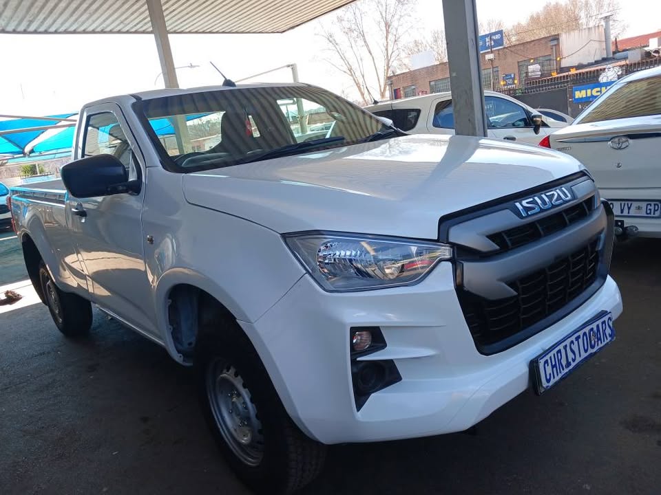 2923 Isuzu 1.9 D-Max single cab 4x2 manual transmission diesel mileage 76000km