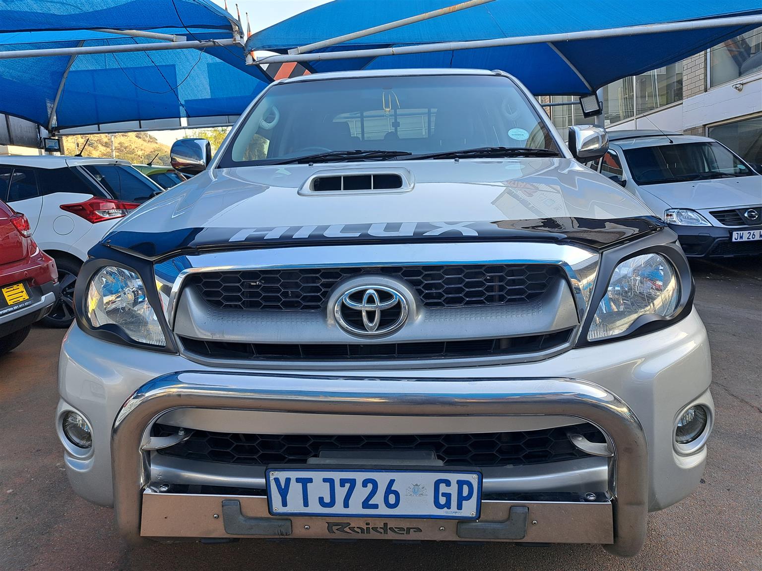 TOYOTA HILUX 3.0D4D AUTO