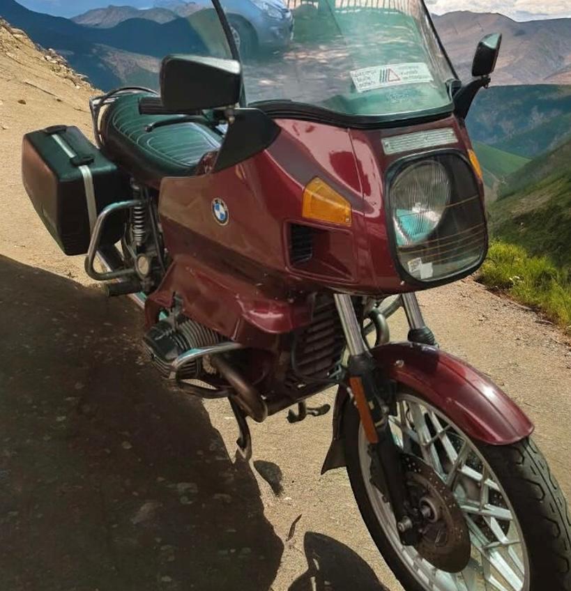 1984 BMW R100RT | Junk Mail Marketplace