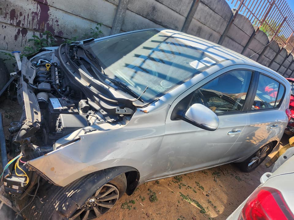 2012 #Hyundai #i20 #SILVER #Spares #Stripping #JohannesburgSouth