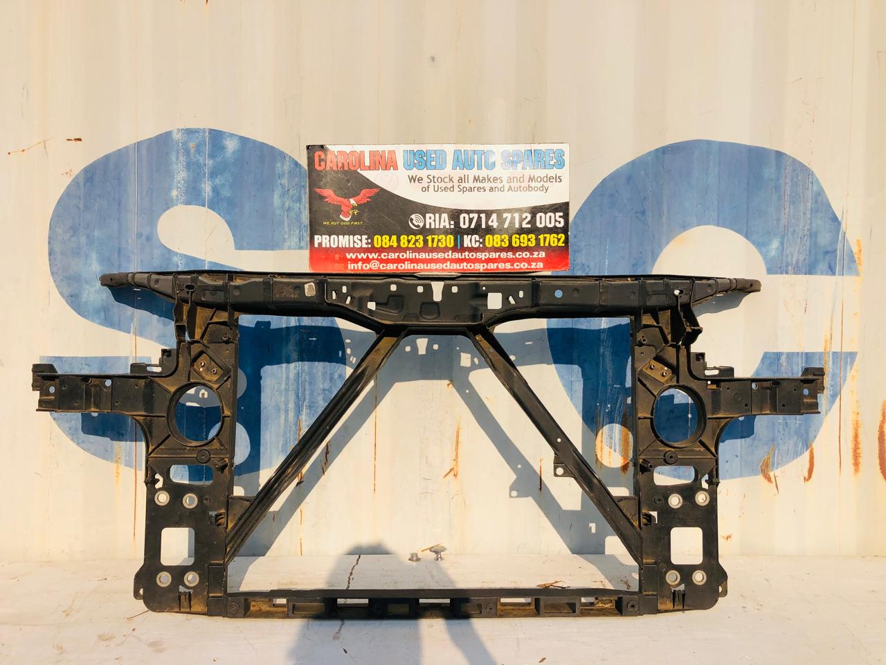 Audi Q7 radiator cradle (07-15) - Private Seller Audi Q7 radiator cradle (07-15) - Private Seller