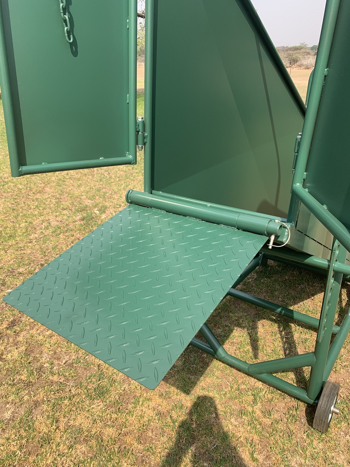 Skaap Laaibank \ Sheep Load Ramp | Junk Mail Marketplace
