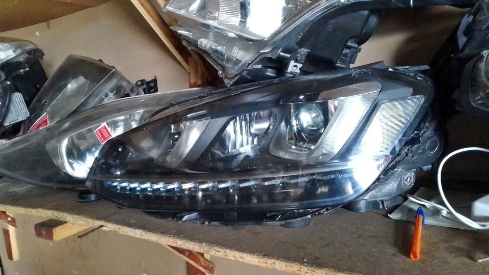 Golf 7R headlight