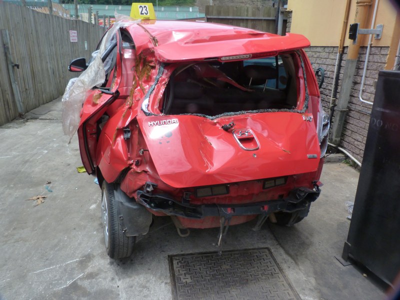 Hyundai i10 1.25 GLS Fluid - 2013 - Private Seller Hyundai i10 1.25 GLS Fluid - 2013 - Private Seller