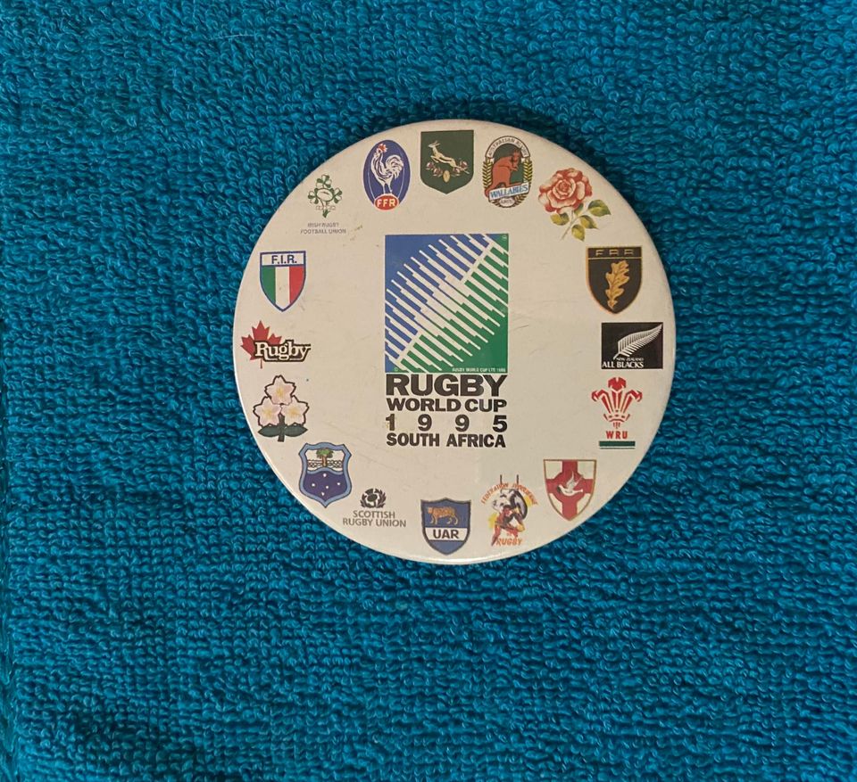 1995 rugby World Cup pin. 1995 rugby World Cup pin.