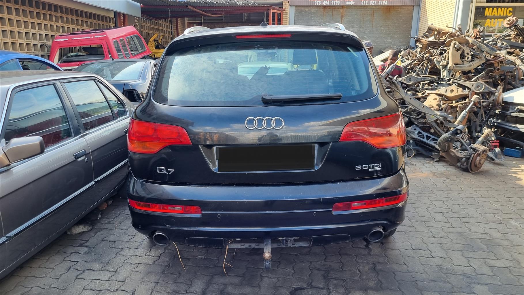 AUDI Q7 3.0 TDI QUATRO FOR STRIPPING - Private Seller AUDI Q7 3.0 TDI QUATRO FOR STRIPPING - Private Seller
