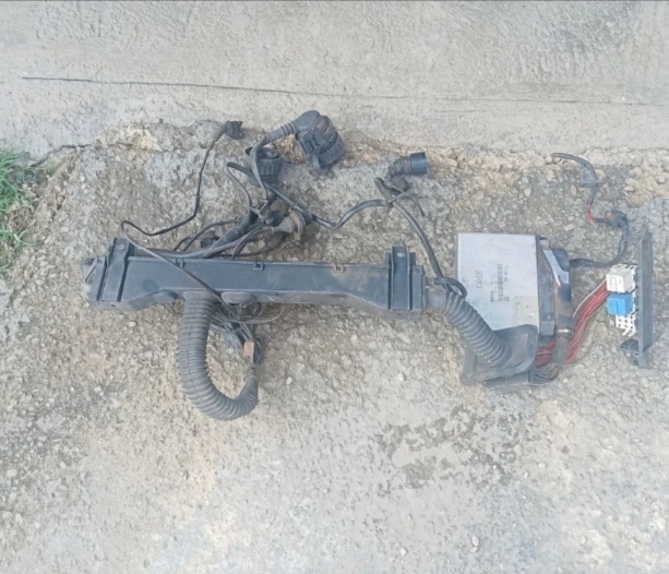 BMW (E34 525) computer and wiring - Private Seller BMW (E34 525) computer and wiring - Private Seller
