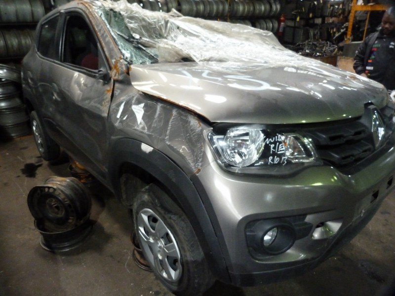 Renault Kwid 1.0 Dynamique - 2019 SPARES - Private Seller Renault Kwid 1.0 Dynamique - 2019 SPARES - Private Seller