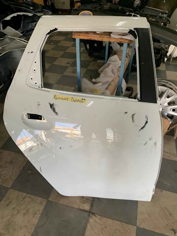 Renault Duster Rear Door Rightside. Call or DM . - Private Seller Renault Duster Rear Door Rightside. Call or DM . - Private Seller