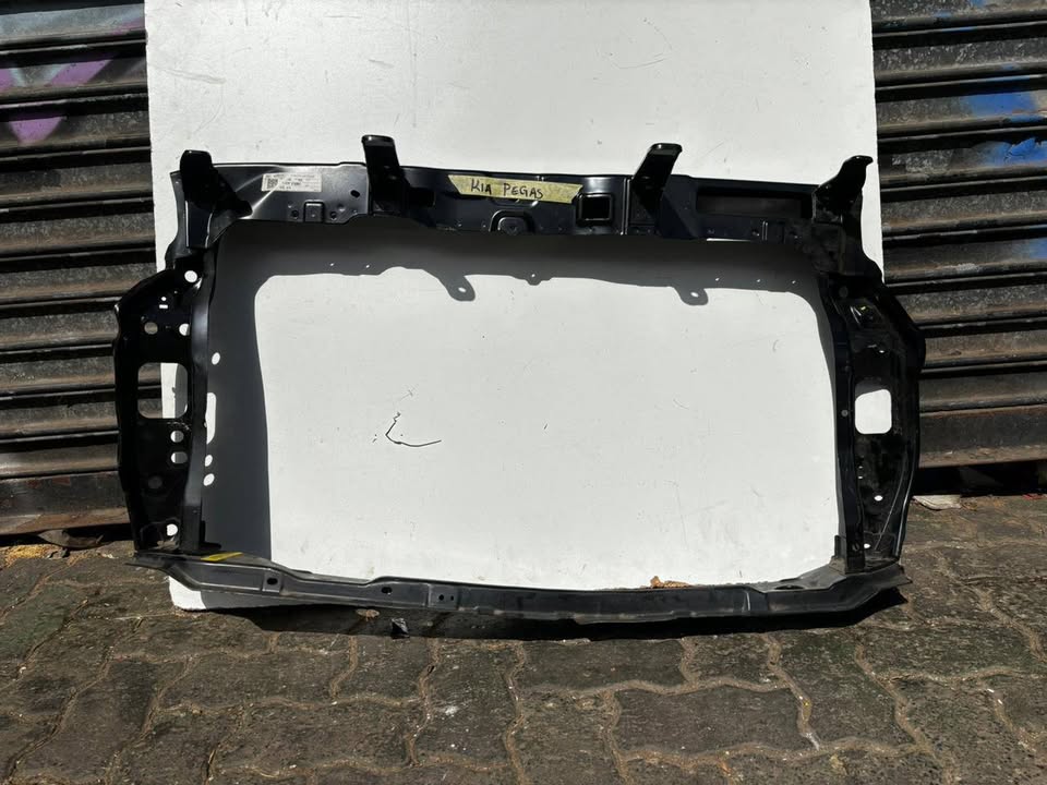KIA PEGAS FRONT CRADLE - Private Seller KIA PEGAS FRONT CRADLE - Private Seller
