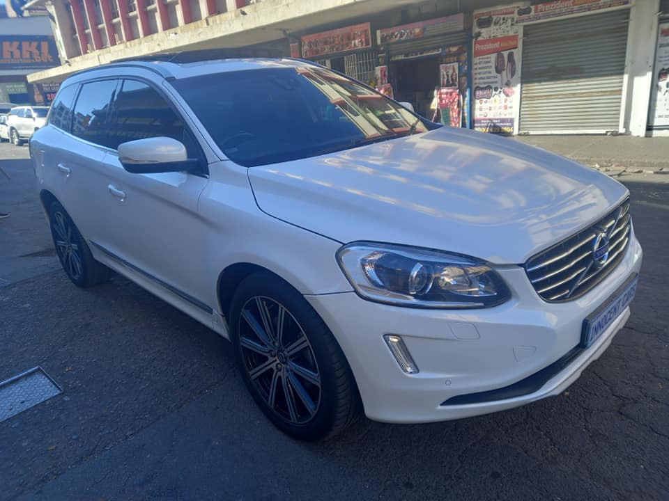 2018 VOLVO XC60 D4 2.2 DIESEL, AUTOMATIC, SUNROOF, WHITE COLOR