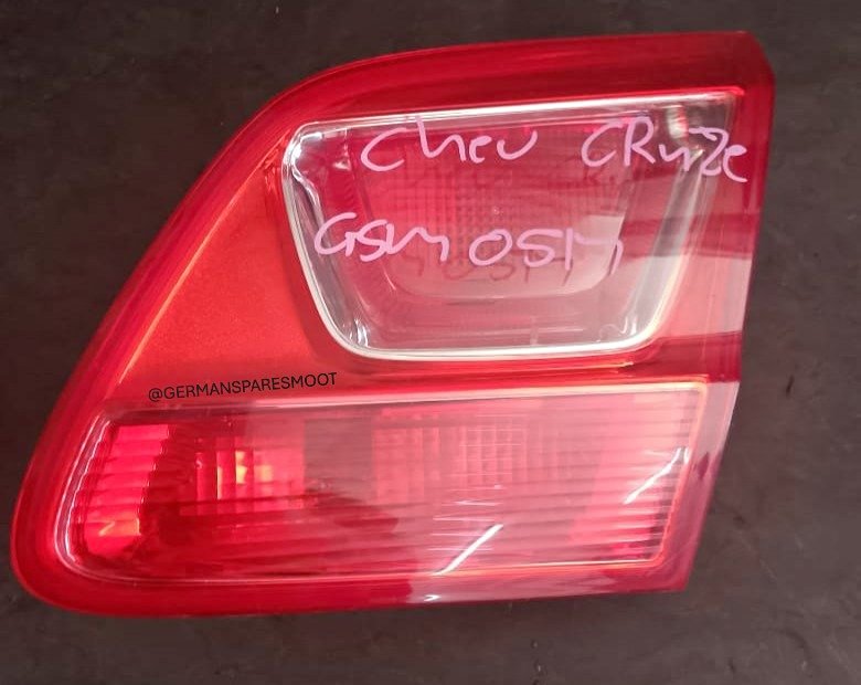 Chev Cruze 1.6 2016 Used L/S Inner Tail-Light - Private Seller Chev Cruze 1.6 2016 Used L/S Inner Tail-Light - Private Seller