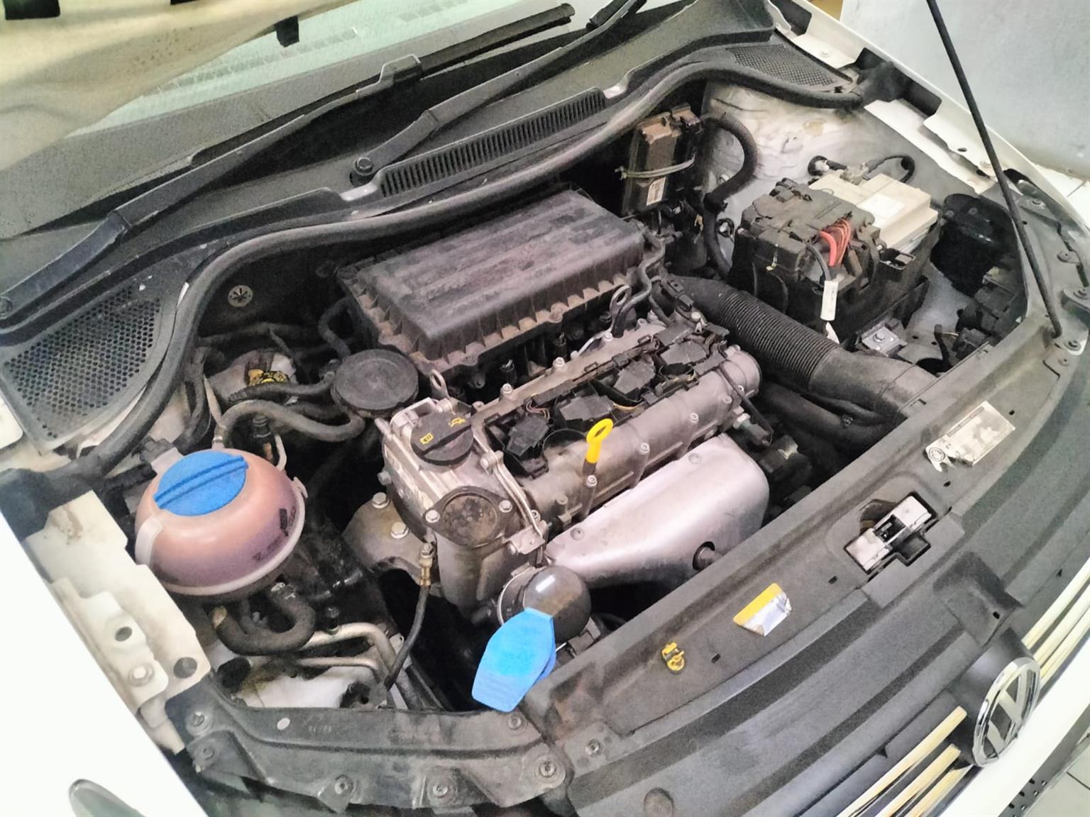 2019 VW POLO 6 1.6 SEDAN MANUAL WHITE PETROL71000KM