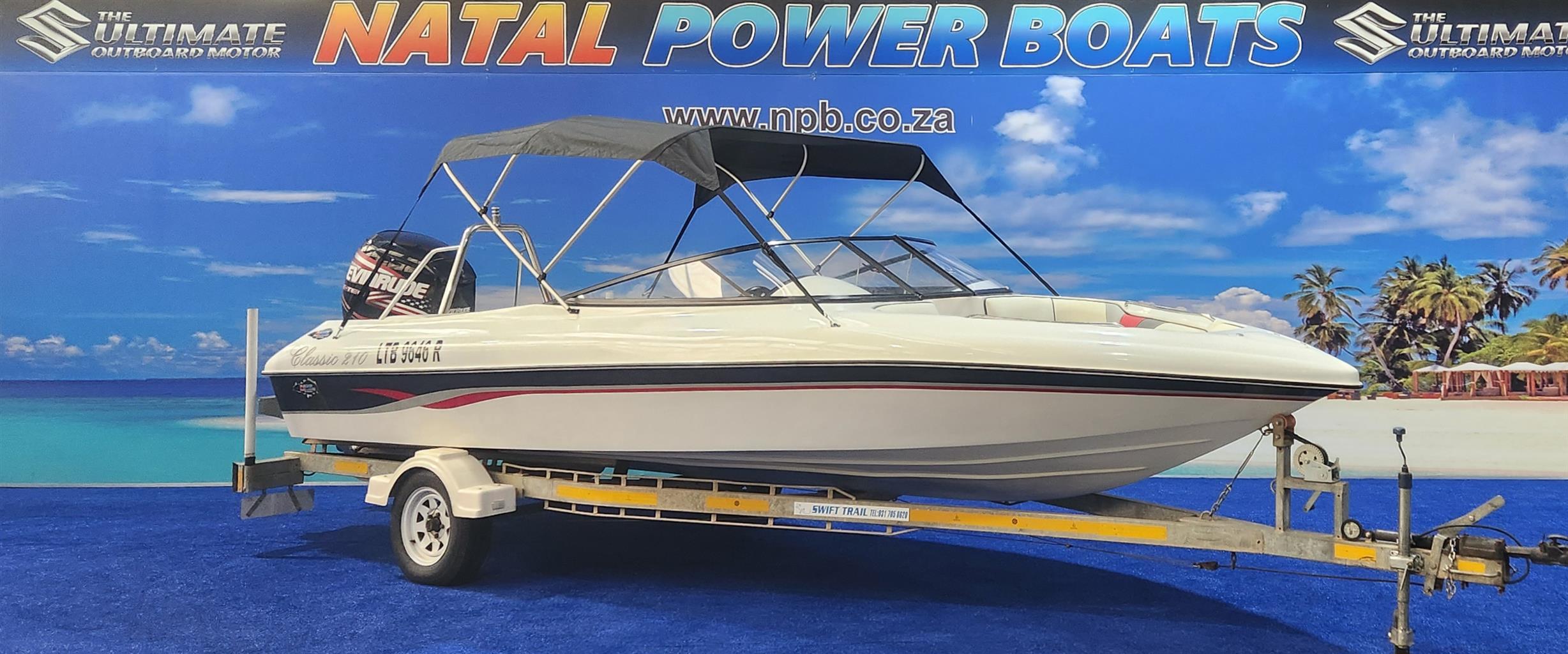 CLASSIC 210 ON TRAILER 200 HP EVINRUDE ETEC
