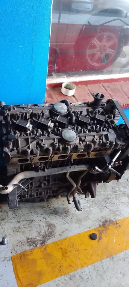 Volvo S40 T5 Engine as Head Block and Sump For Sale - Private Seller