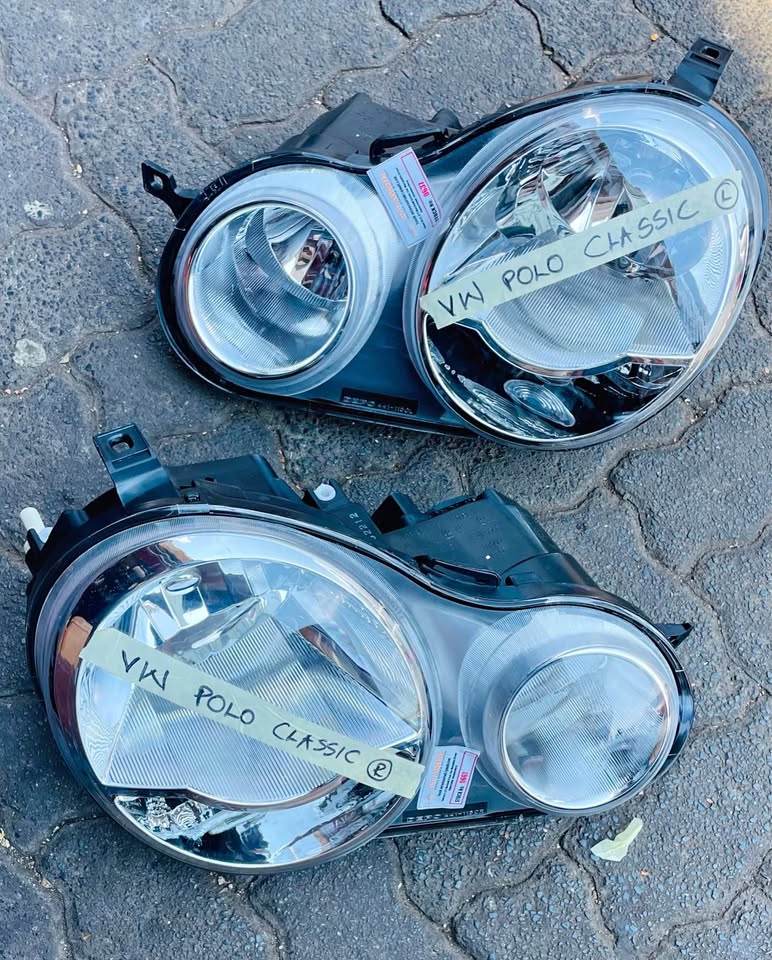 VW POLO CLASSIC HEADLIGHTS