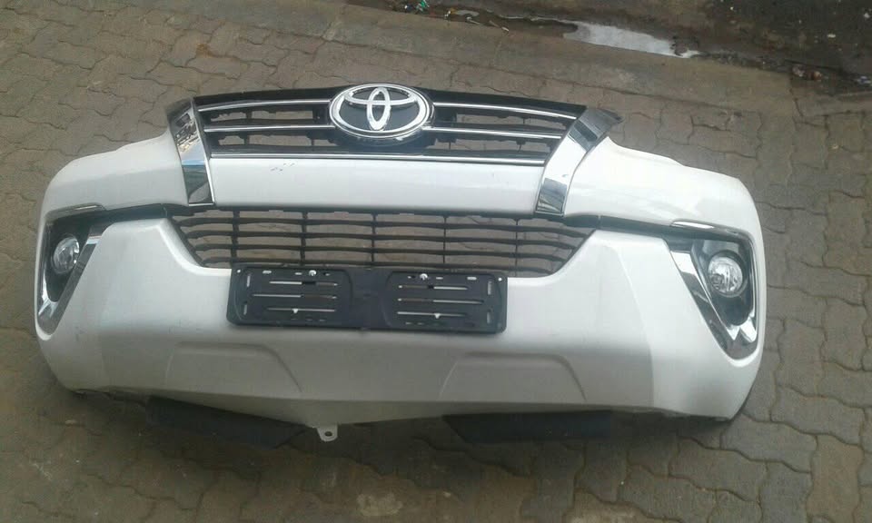 Toyota fotuner front bumper - Private Seller Toyota fotuner front bumper - Private Seller