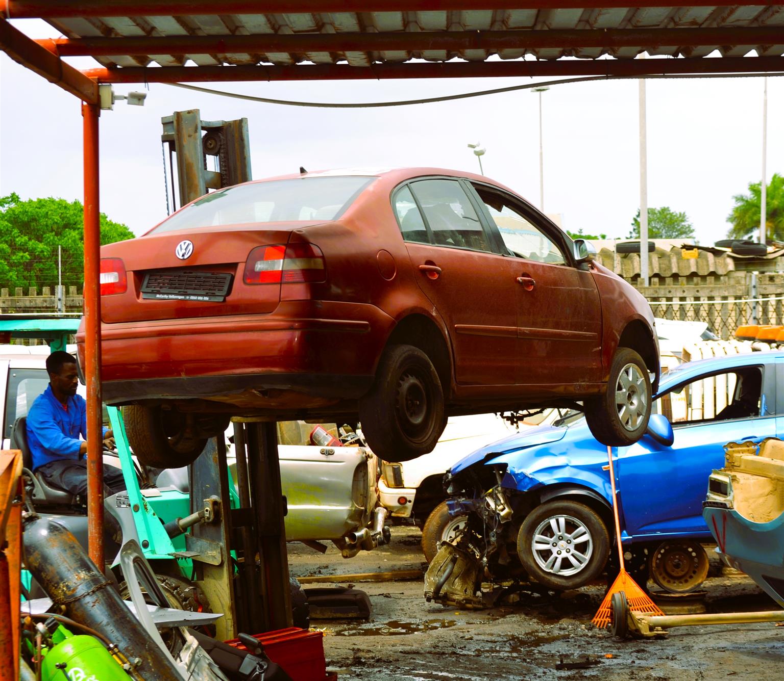 2005 BMW E90 320i - Stripping for Spares