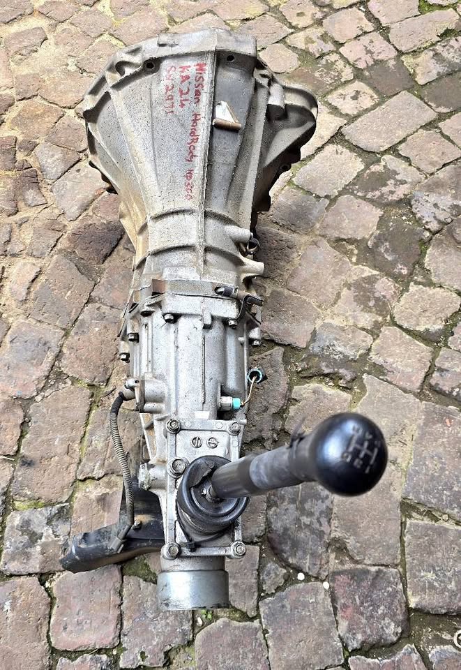 Nissan Hardbody NP300 2.4 Gearbox For Sale Good Condition - Private Seller Nissan Hardbody NP300 2.4 Gearbox For Sale Good Condition - Private Seller