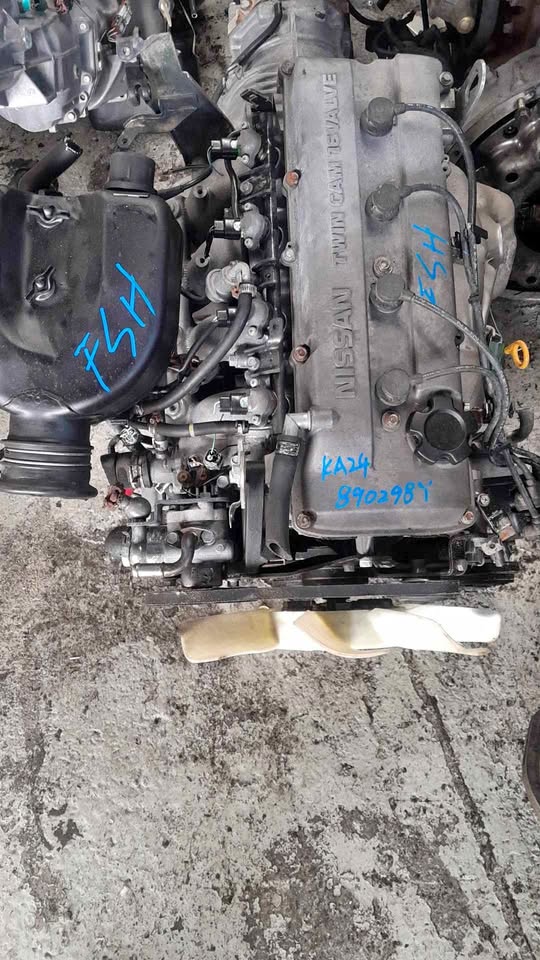 Nissan Np300 2.4 16v petrol engine for sale - Private Seller Nissan Np300 2.4 16v petrol engine for sale - Private Seller
