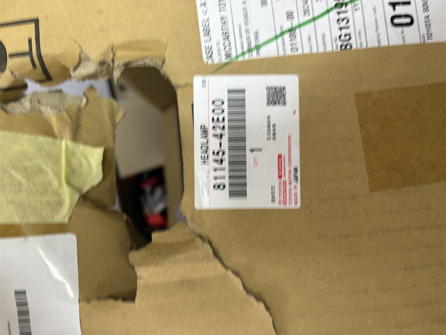 Toyota rav 4 LH headlight 2022 with ecu - Private Seller