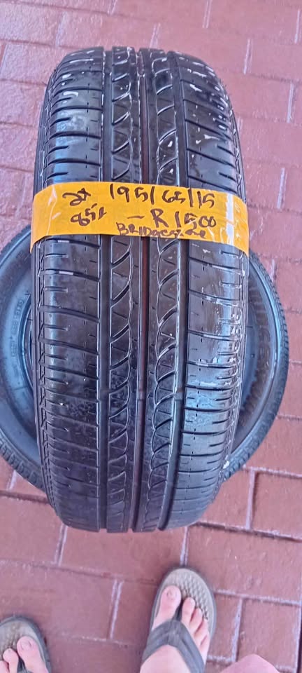2x Bridgestone Tyres 85%....15 inch - Private Seller 2x Bridgestone Tyres 85%....15 inch - Private Seller