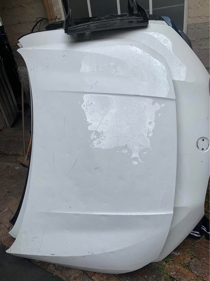 Bmw F40 bonnet