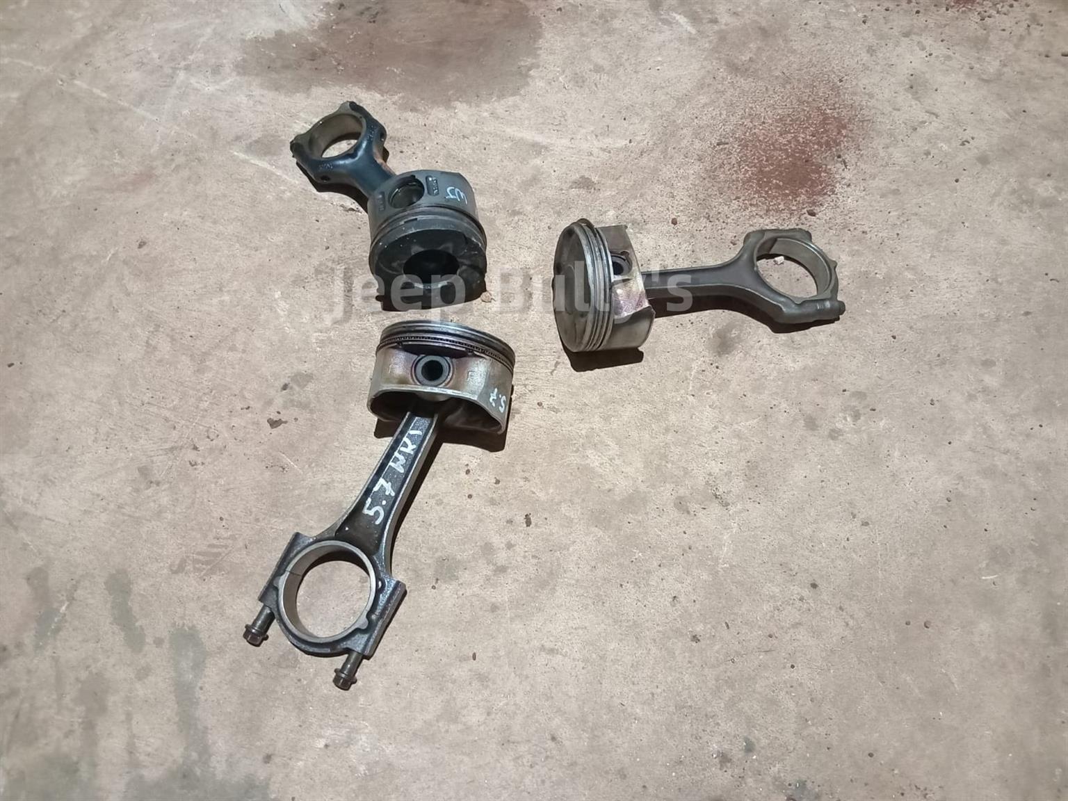 Second Hand | Pistons | For Jeep - Private Seller Second Hand | Pistons | For Jeep - Private Seller