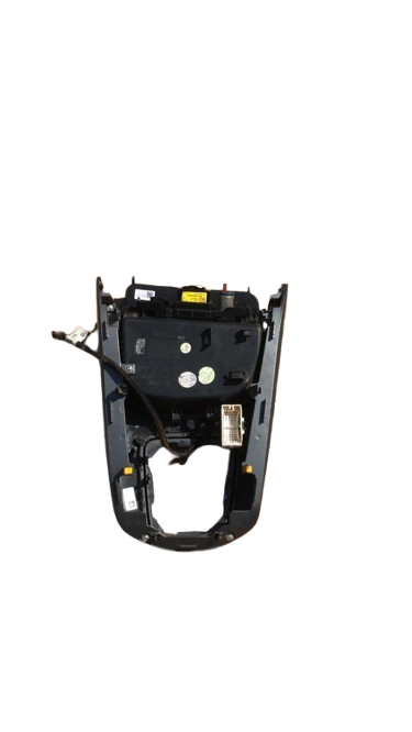 KIA SELTOS GEAR STICK SURROUND & SHIFTER PANEL (2012-2020) - Private Seller KIA SELTOS GEAR STICK SURROUND & SHIFTER PANEL (2012-2020) - Private Seller