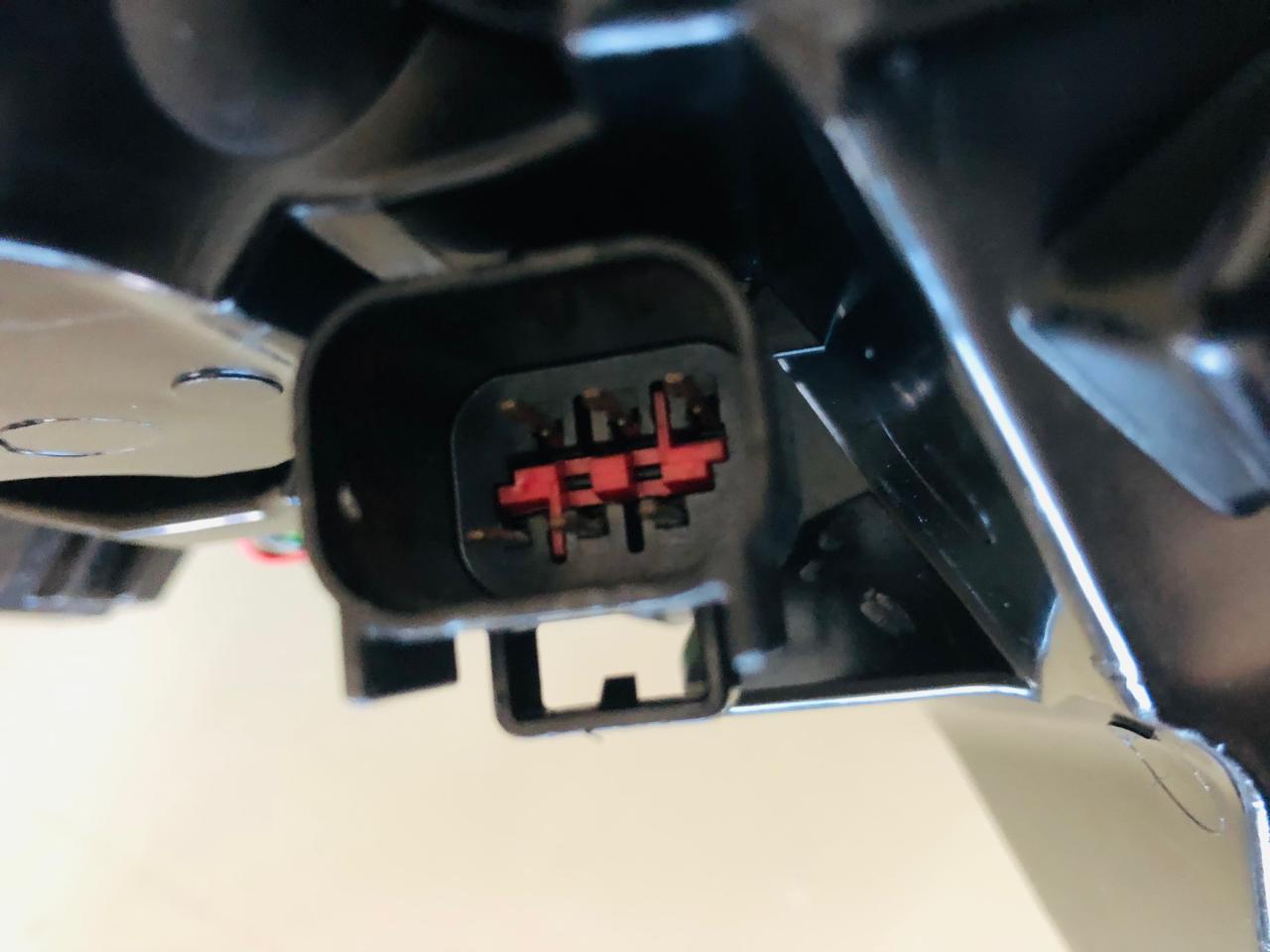Range Rover Sport L494 left and right side taillights - Private Seller Range Rover Sport L494 left and right side taillights - Private Seller