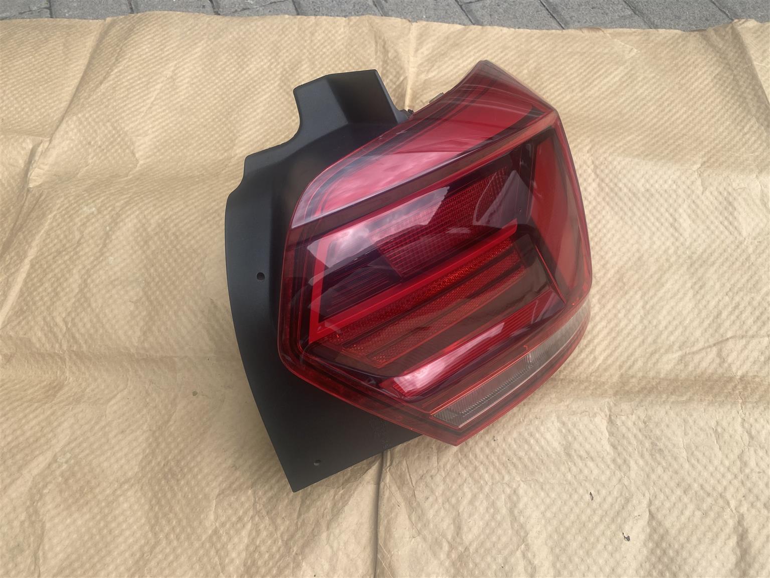 2020 VW POLO 8 TAIL LIGHT RIGHT SIDE FOR SALE. OEM IN PRISTINE CONDITION