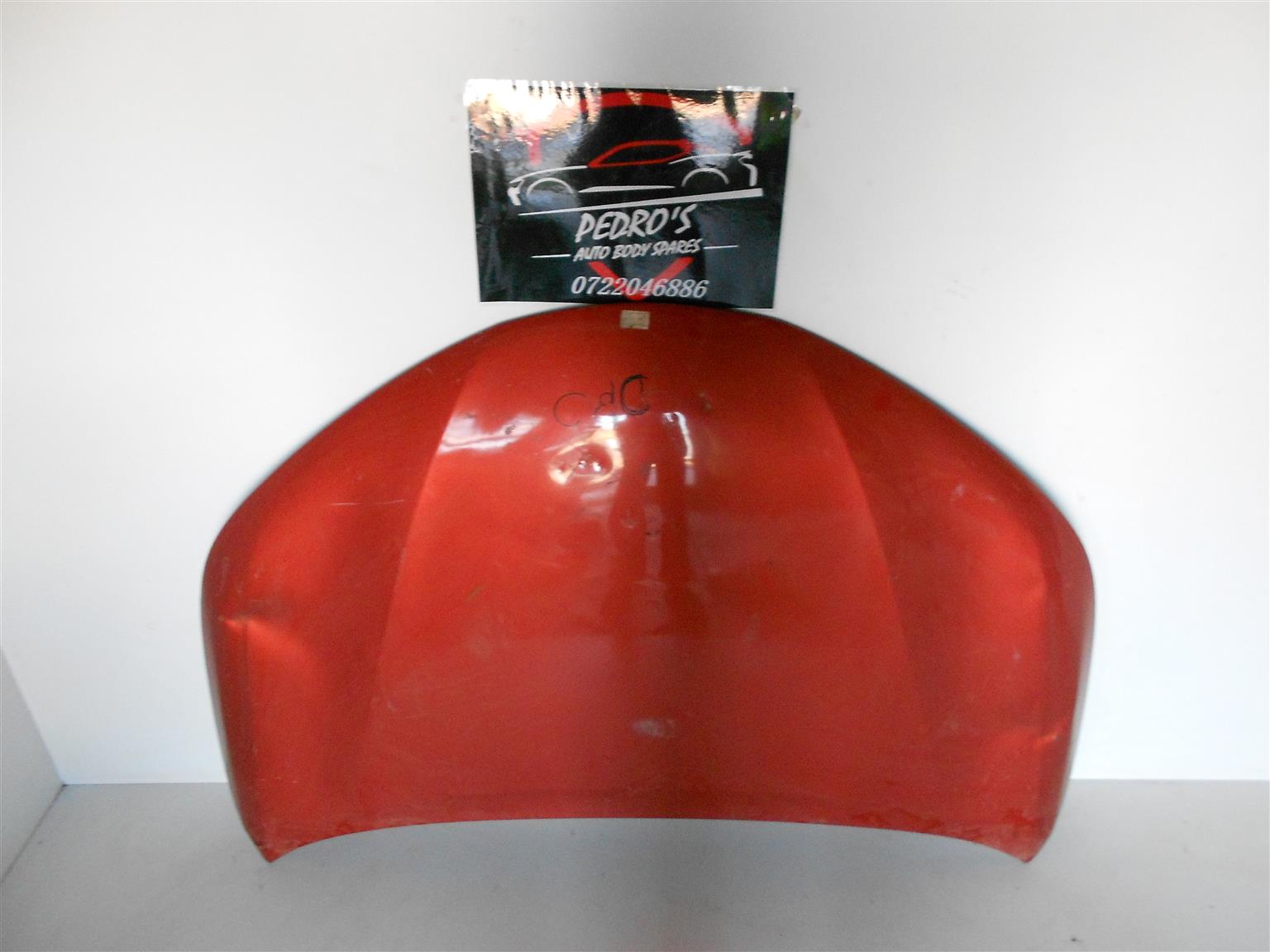 Toyota yaris bonnet - Private Seller Toyota yaris bonnet - Private Seller
