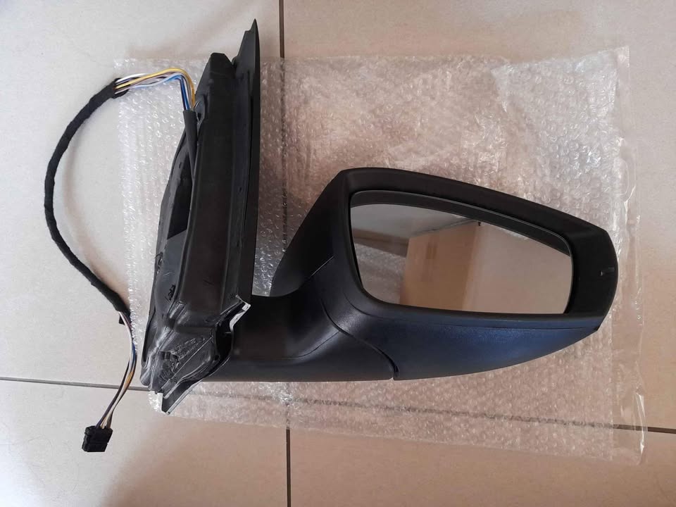VW POLO TSI 14/17 BRAND NEW DOOR MIRROR ELECTIC ADJUSTMENTFORSALE PRICE: