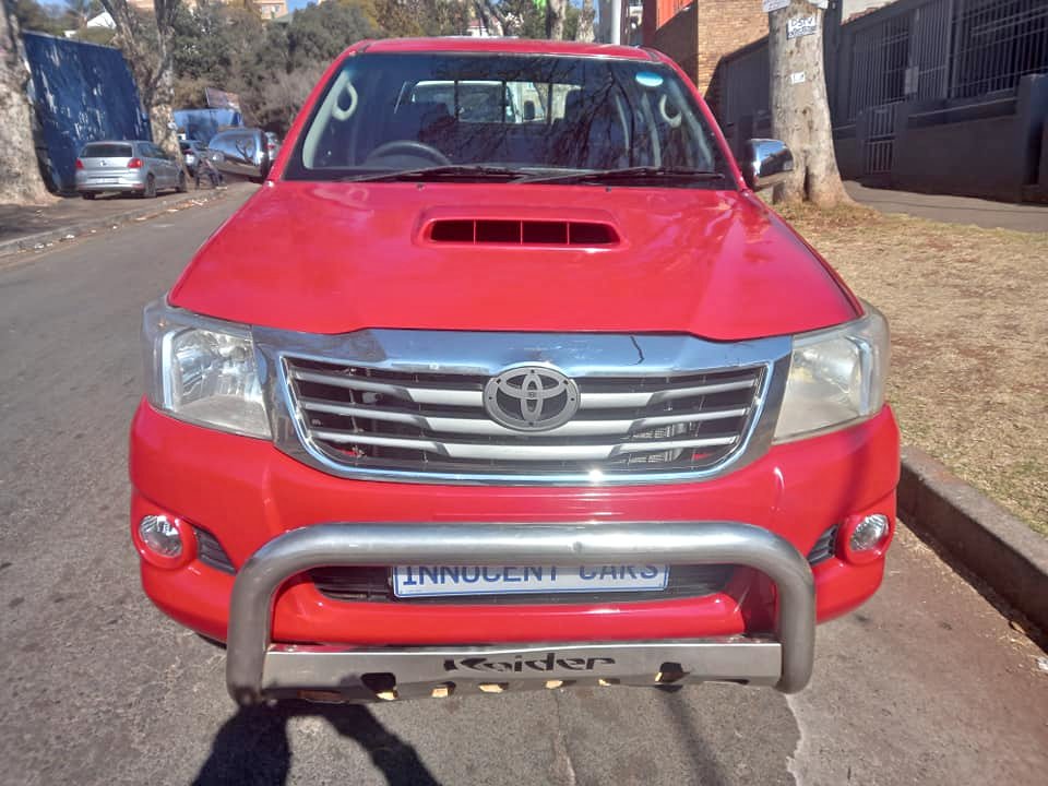 2007 TOYOTA HILUX 3.0 D4D DIESEL ENGINE, DOUBLE CAB, MANUAL, RED COLOR, MILEAGE 105000KMS