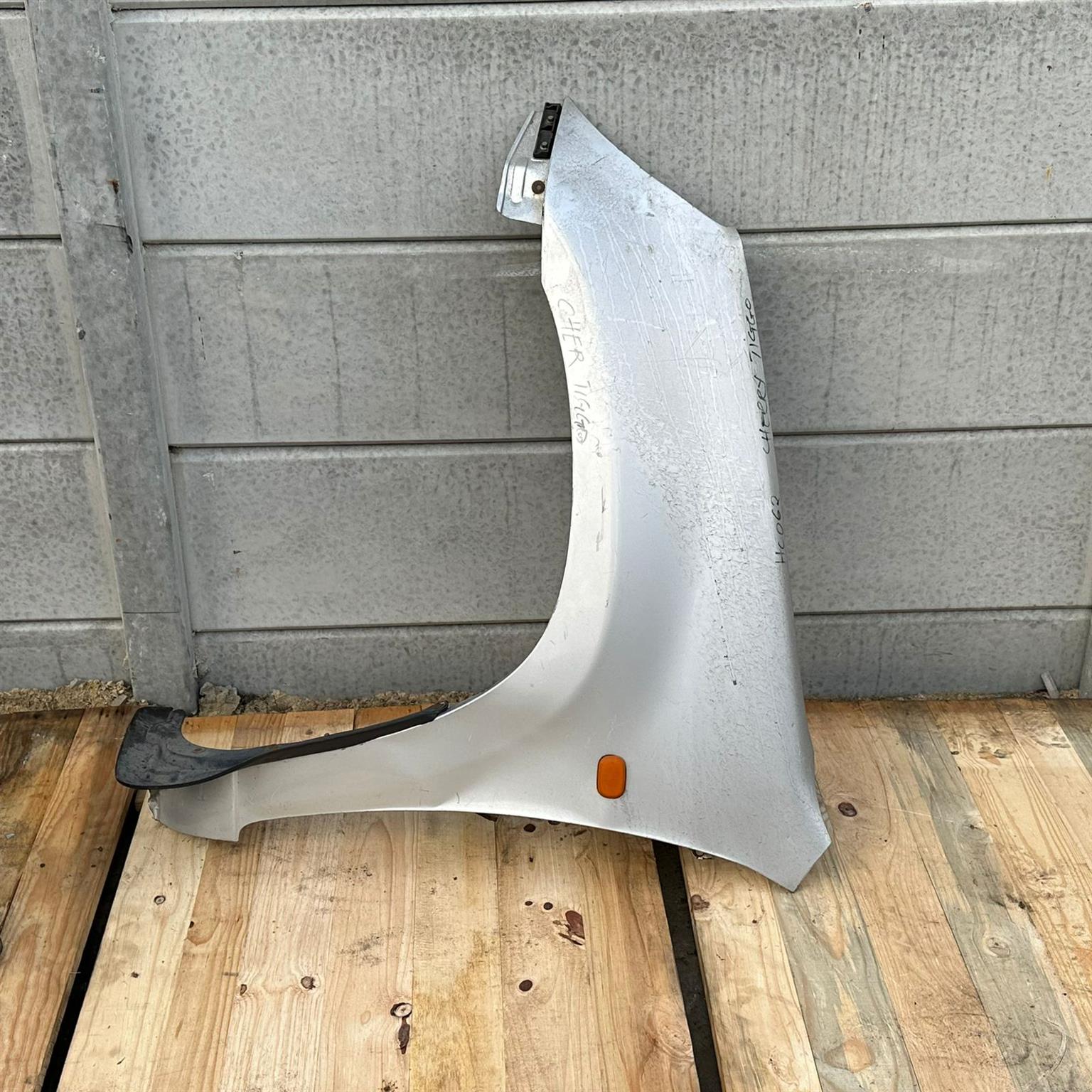 CHERY TIGGO FENDERS HCCT - Private Seller CHERY TIGGO FENDERS HCCT - Private Seller