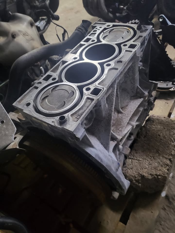 2009 Ford Fiesta 1.4 Stripping For Spare Parts Call or Whatsapp Geraldene Nel: