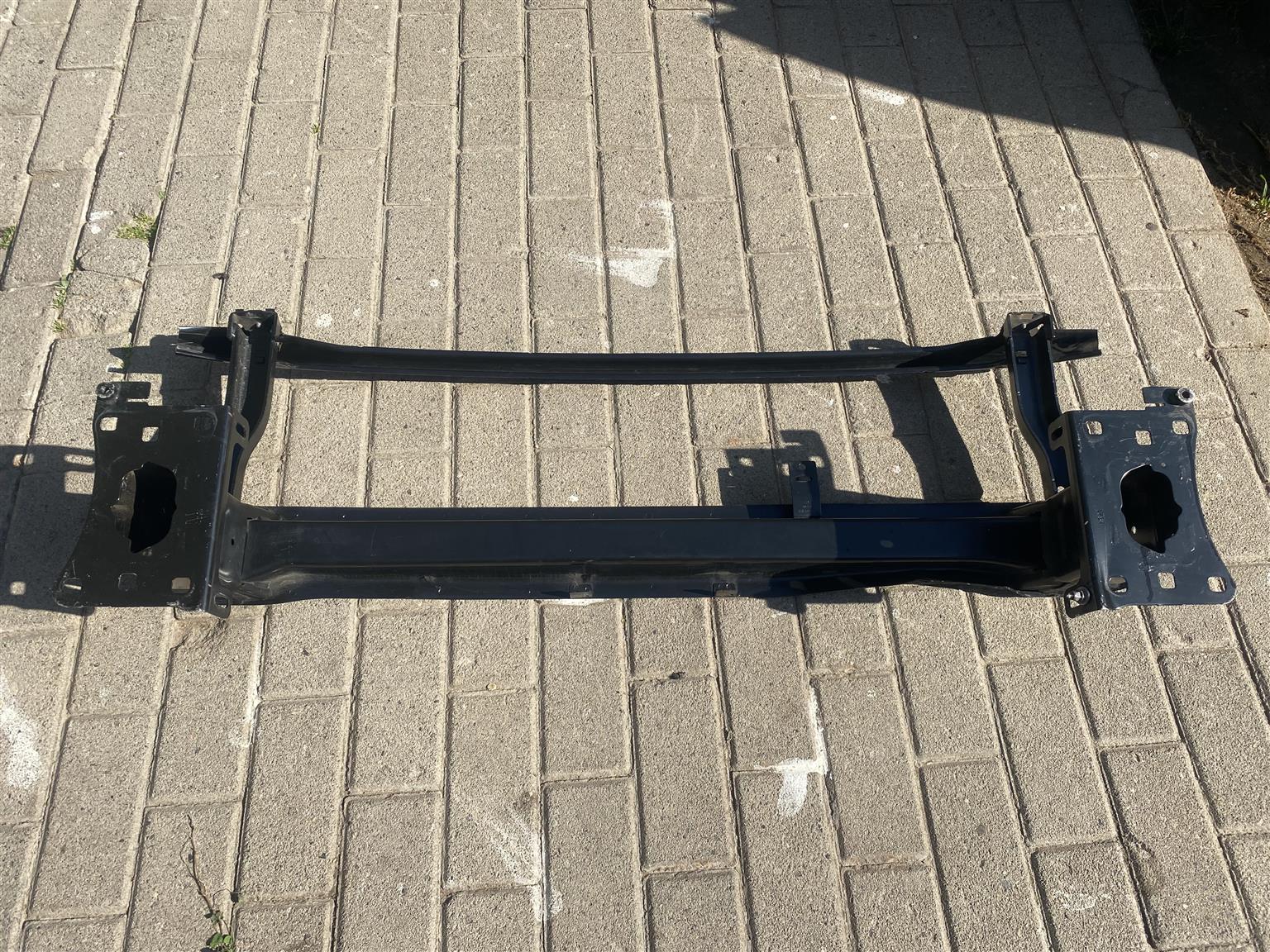 2020 VW POLO 8 FRONT BUMPER STIFFENER FOR SALE. IN EXCELLENT CONDITION