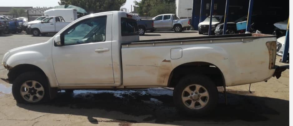 STRIPPING FOR PARTS 2016 ISUZU KB250 FLEETSIDE ENGINE: 4AJ1 - Private Seller