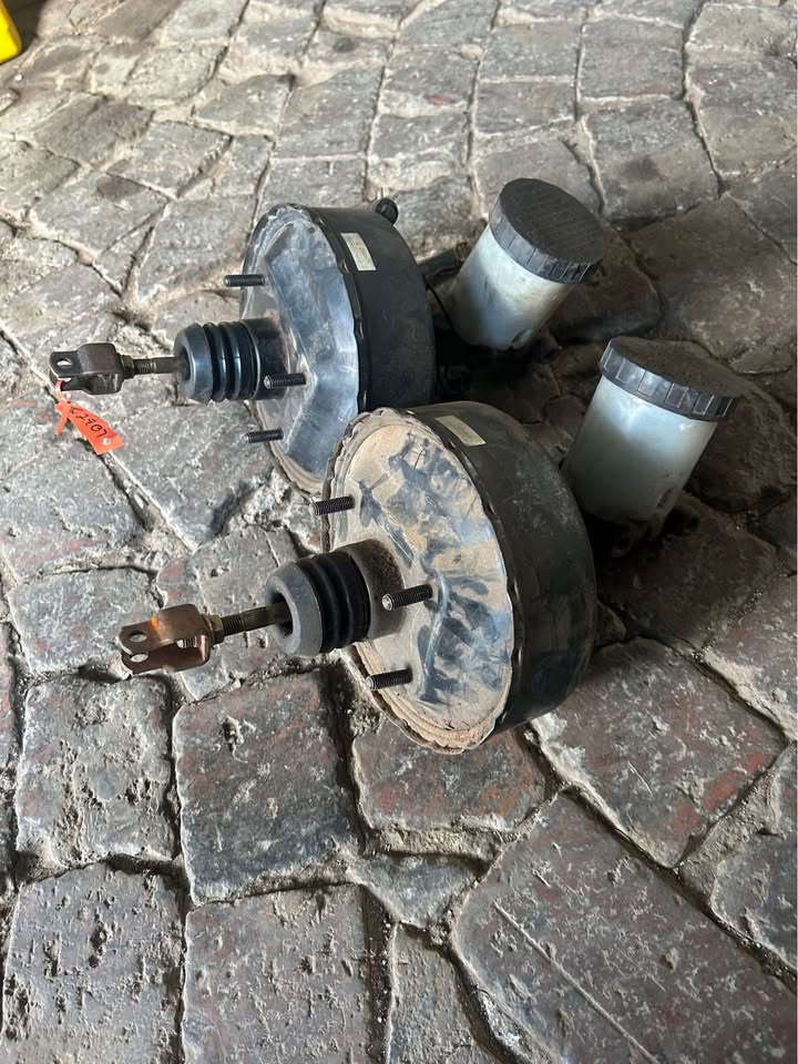 Mazda 323 Brake Boosters For Sale @Circle 7 Used Parts Call or WhatsApp - Private Seller