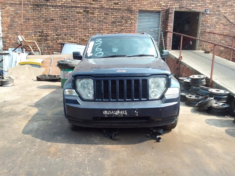 Jeep Cherokee KK Second-Hand Interior Parts In Stock - Private Seller