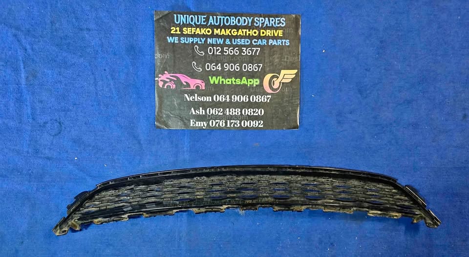 Range Rover Sport Front Bumper Grill