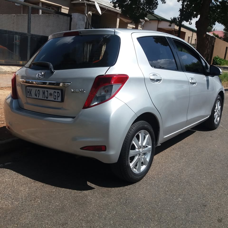 2012 TOYOTA YARIS 1.0 S ASH & FINANCE AVAILABLE